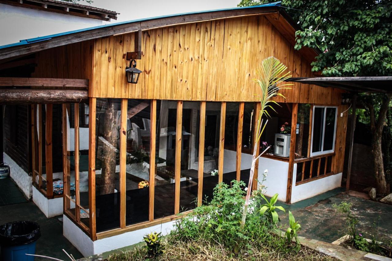Hostel Krieger Hauss Puerto Iguazu Exterior photo